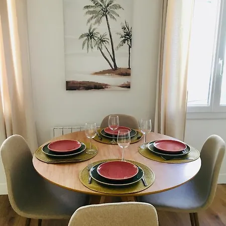 아파트 Chez Louise Et Lucette 사나리쉬르메르